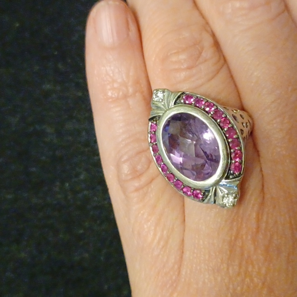 Designer ring. - Picture 2 of 6